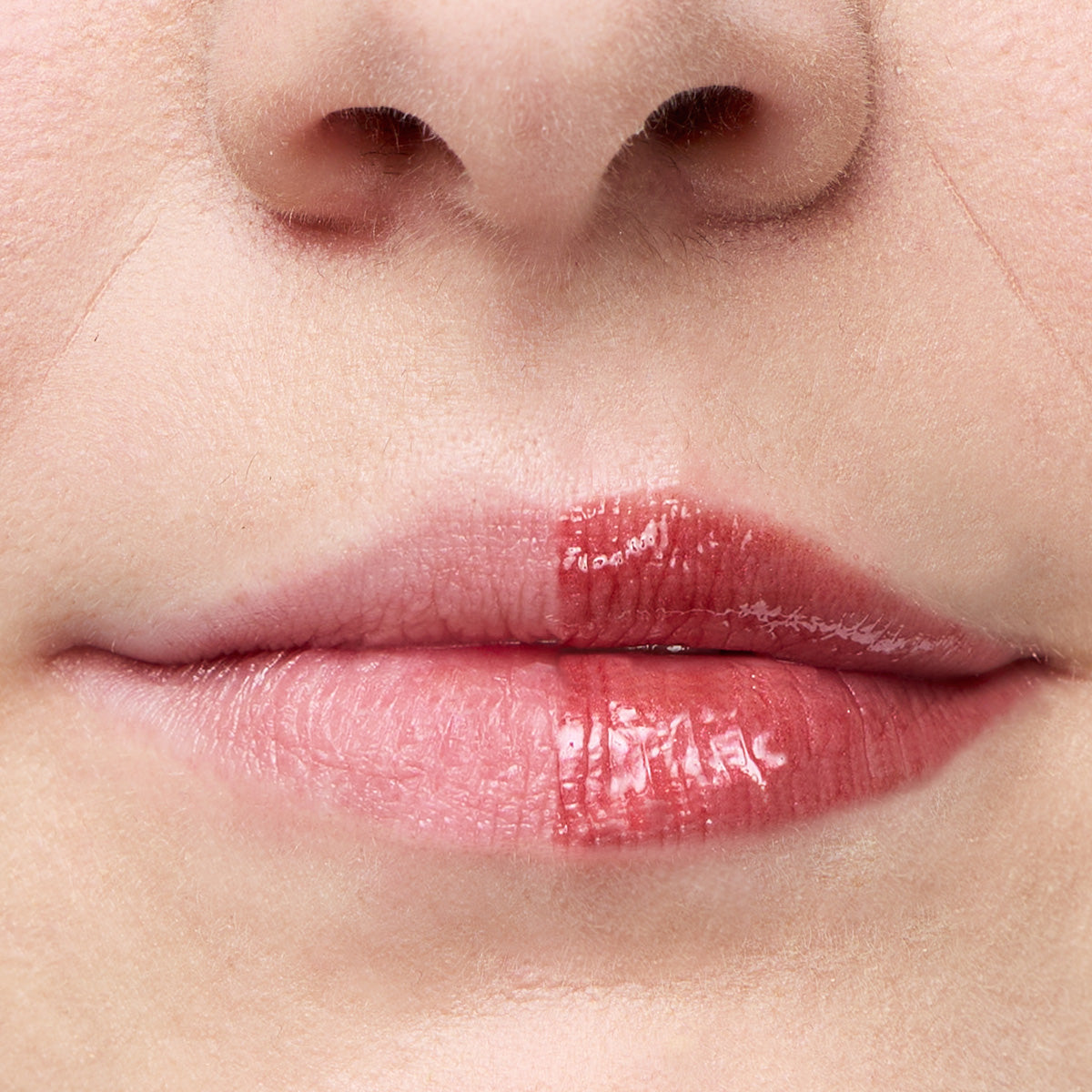 Lip Oli Mora